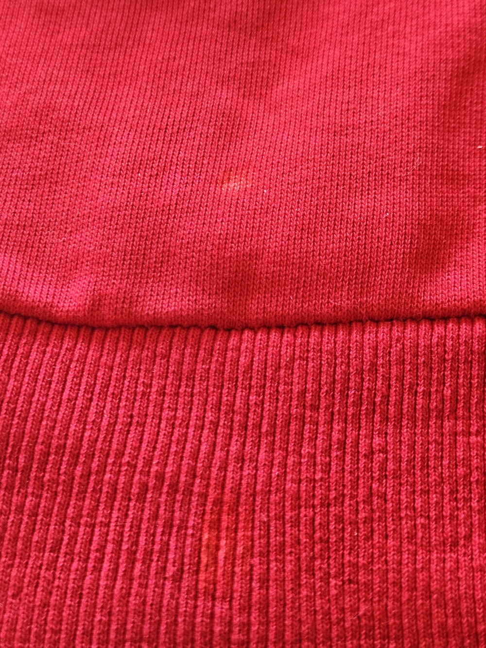 Gucci Red Logo Crewneck Sweater - Picture 6 of 10